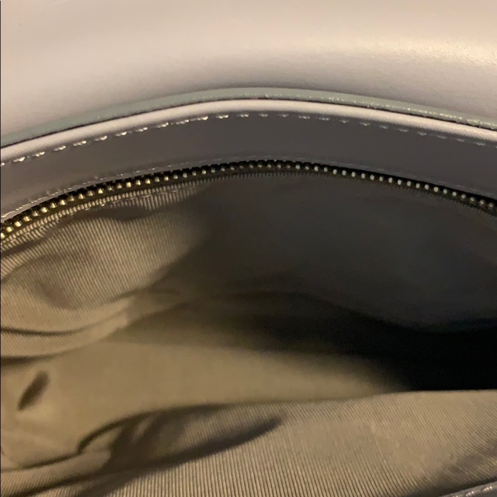Handbag - Picture 3 of 6